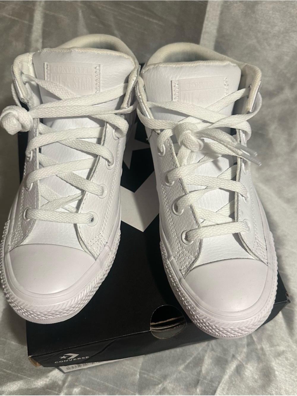 Converse Kids White Low-Top Leather Sneakers